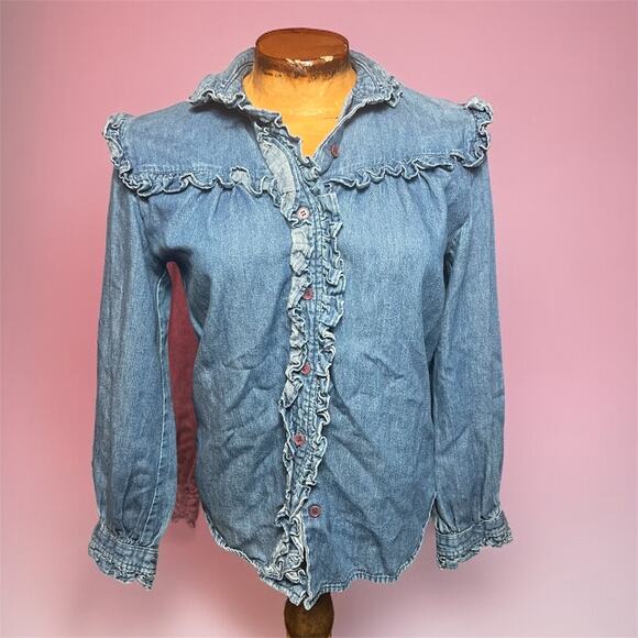 VINTAGE 80s Western Ruffle Denim Shirt Size S Boho Cowgirl Rodeo Cottage - Picture 1 of 3
